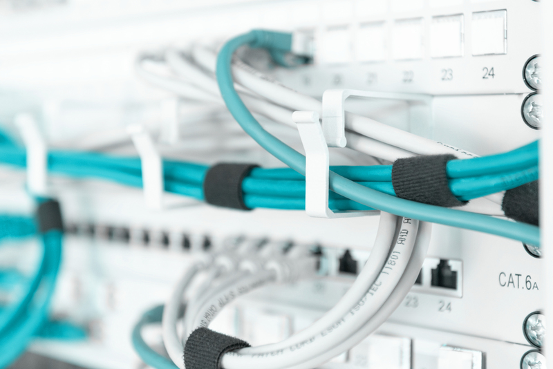 Organizer kabli 19" 1U typu Ring 40x60, RAL 7035 Digitus - obrazek 3