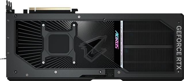 GeForce RTX 5090 32GB Gigabyte AORUS Master - obrazek 3