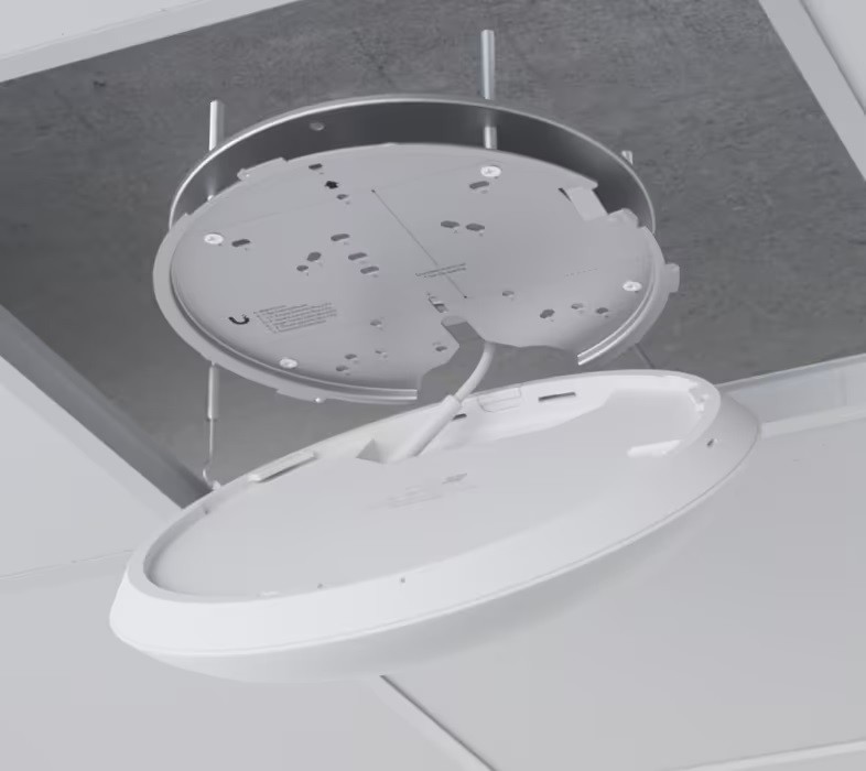 Access Point Wi-Fi 7 Ubiquiti UniFi U7 Pro Max - obrazek 3