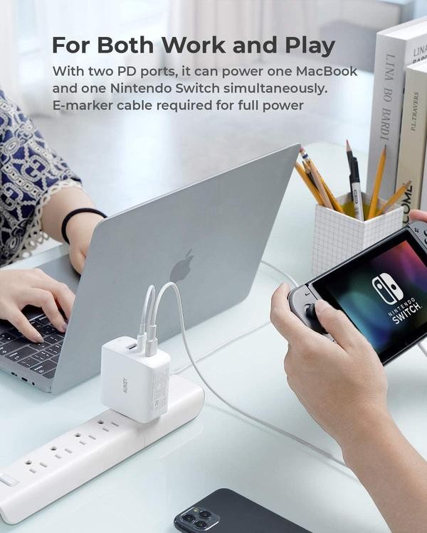 Ładowarka sieciowa USB GaN 90W 1 x USB Type-C + 2 x USB A PD Aukey Biała - obrazek 5